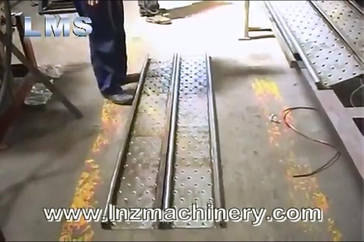 LMS Scaffold Walk Deck Roll Forming Line